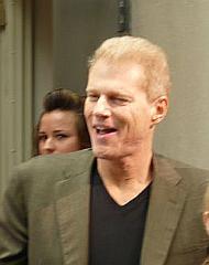 Noah Emmerich Noah Emmerich